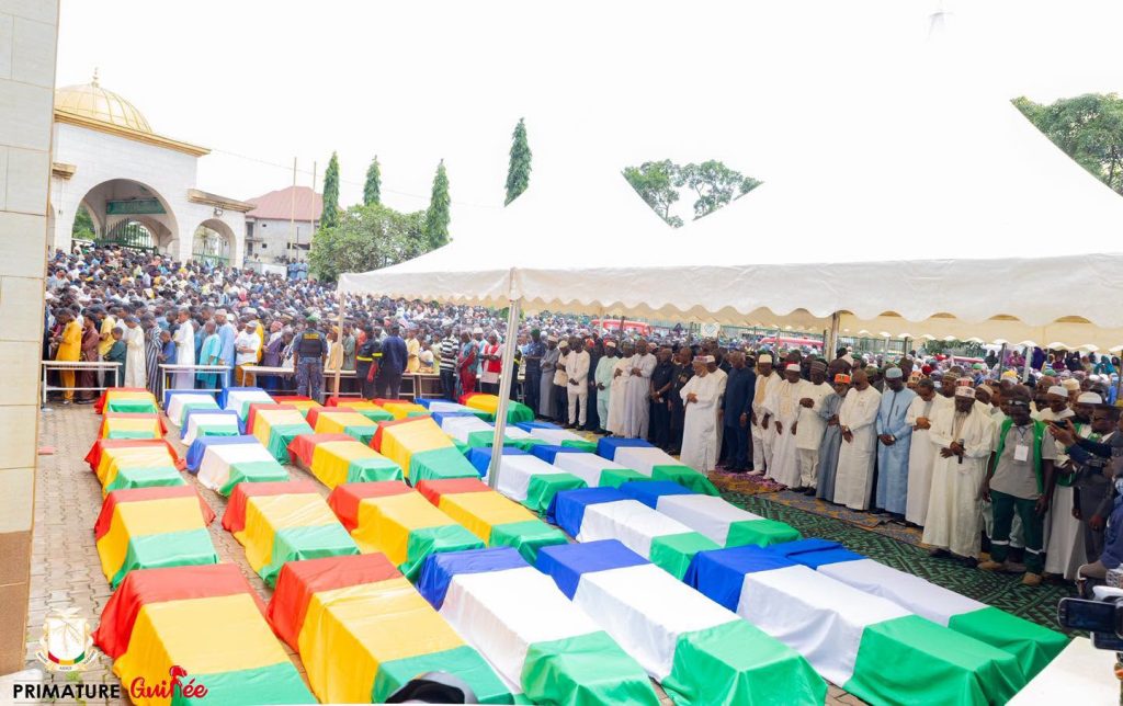 Tragédie de Dar-Es-Salam : un dernier hommage rendu aux victimes à Bambeto